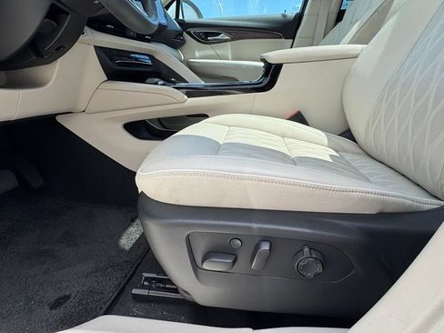 Used 2021 Buick Envision Avenir w/ Technology Package II AWD/4WD image 21
