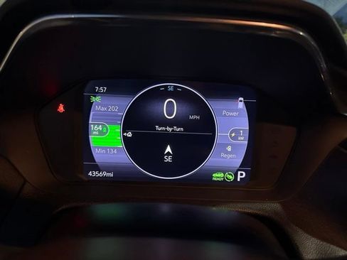 Certified 2022 Chevrolet Bolt LT FWD image 12