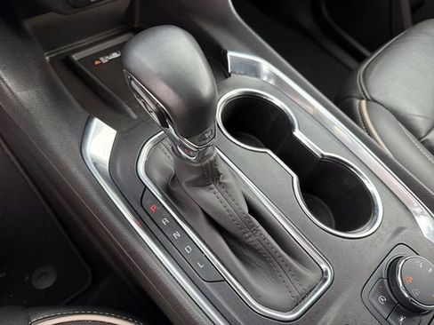 Certified 2023 Chevrolet Traverse Premier image 21