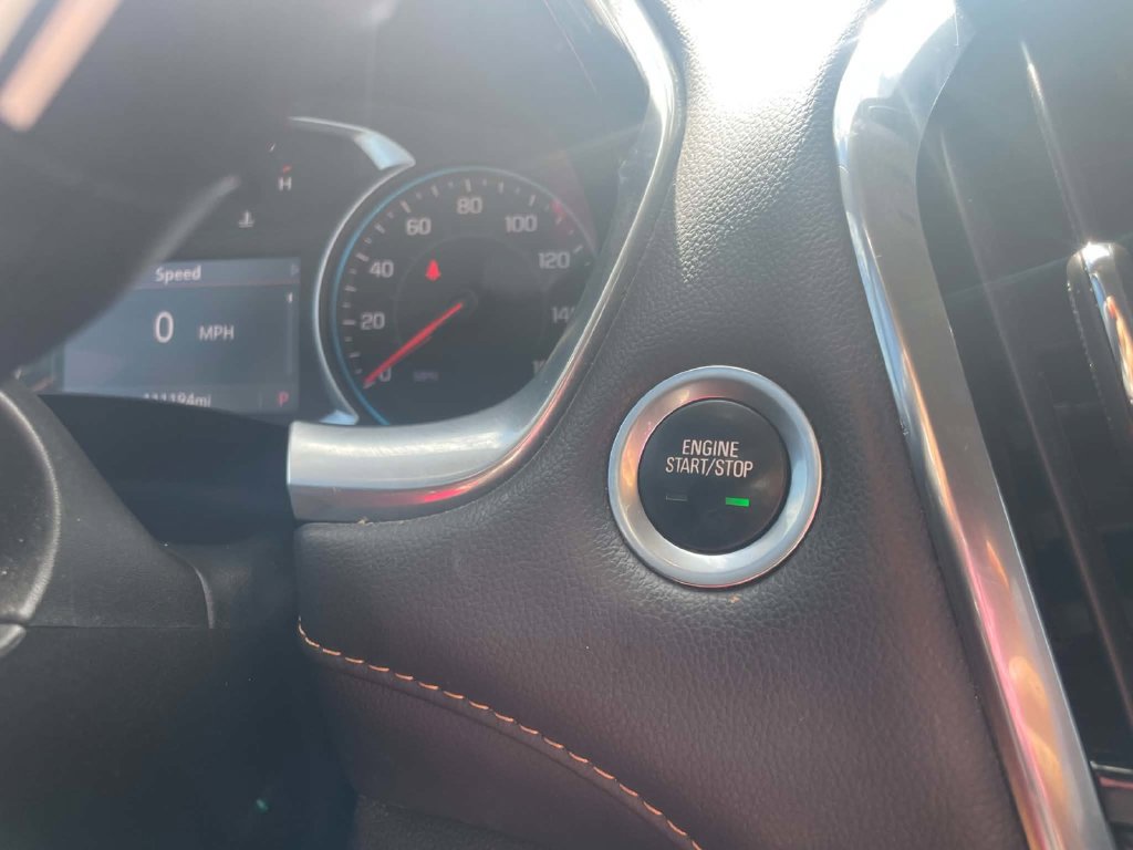 Used 2021 Chevrolet Traverse LT FWD image 14