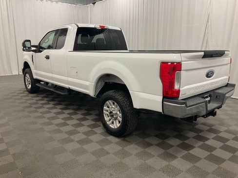 Used 2019 Ford F250 XLT w/ Camper Package AWD/4WD image 8