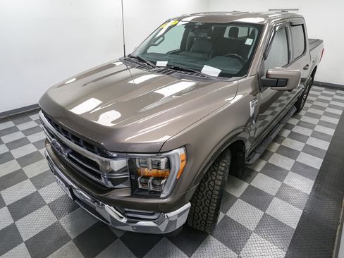 Used 2022 Ford F150 Lariat w/ Tow Technology Package image 6