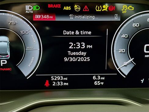 Used 2024 Audi Q5 e Premium Plus image 13