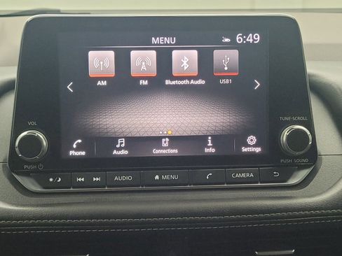 Used 2021 Nissan Rogue SV FWD image 25