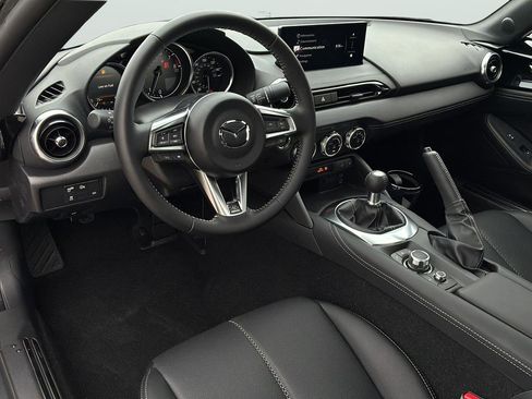 New 2026 MAZDA MX-5 Miata RF Grand Touring RWD image 18