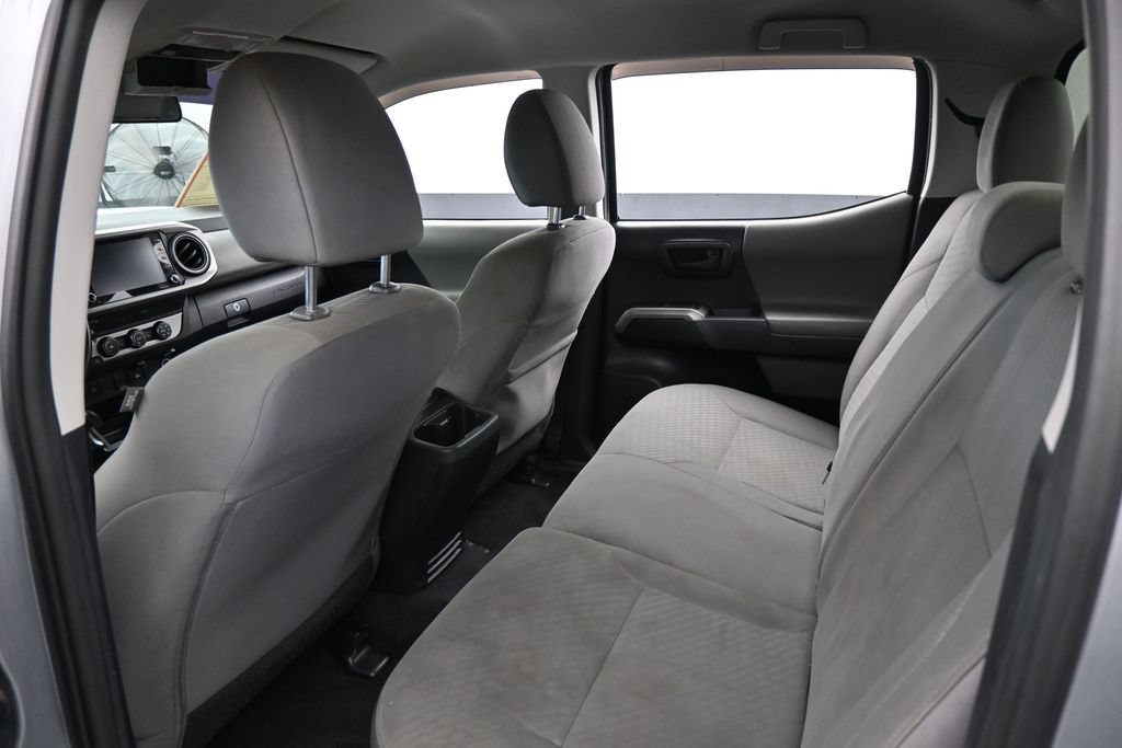 Used 2021 Toyota Tacoma SR5 w/ SR5 Appearance Package (SM) RWD image 34