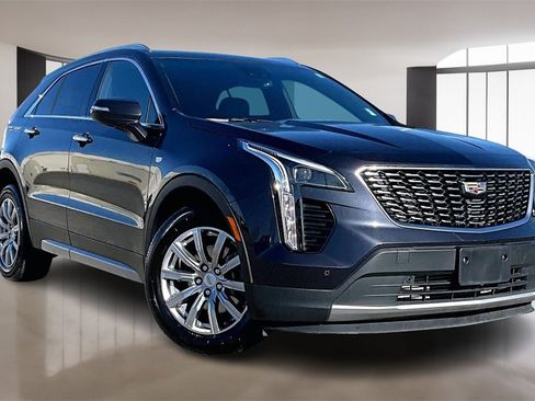 Used 2023 Cadillac XT4 Premium Luxury image 11