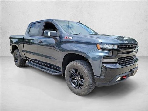 Used 2020 Chevrolet Silverado 1500 LT Trail Boss AWD/4WD image 3