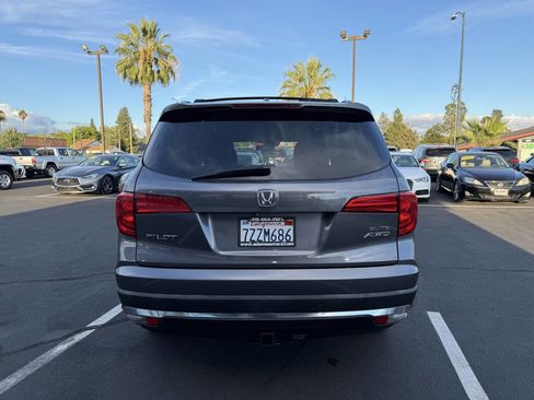 Used 2016 Honda Pilot Elite image 4