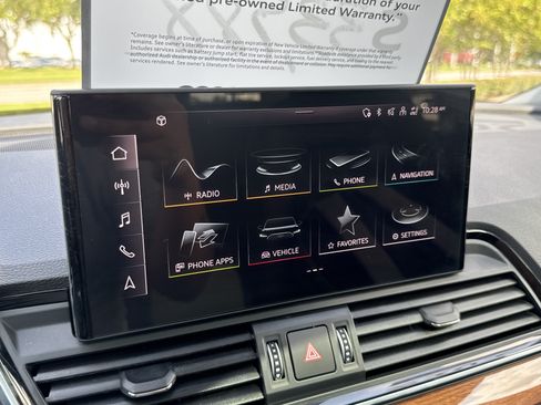 Used 2023 Audi Q5 2.0T Premium Plus w/ Premium Plus Package AWD/4WD image 30