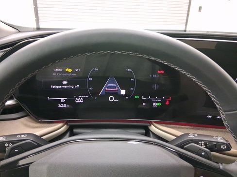 Used 2025 Audi Q5 Premium Plus w/ Premium Plus image 18