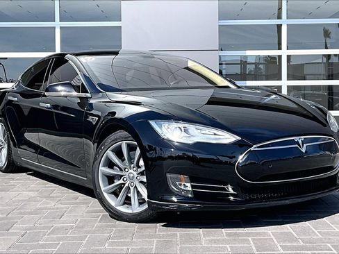 Used 2013 Tesla Model S RWD image 3