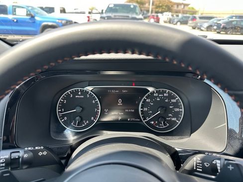 Used 2025 Nissan Pathfinder Rock Creek AWD/4WD image 31