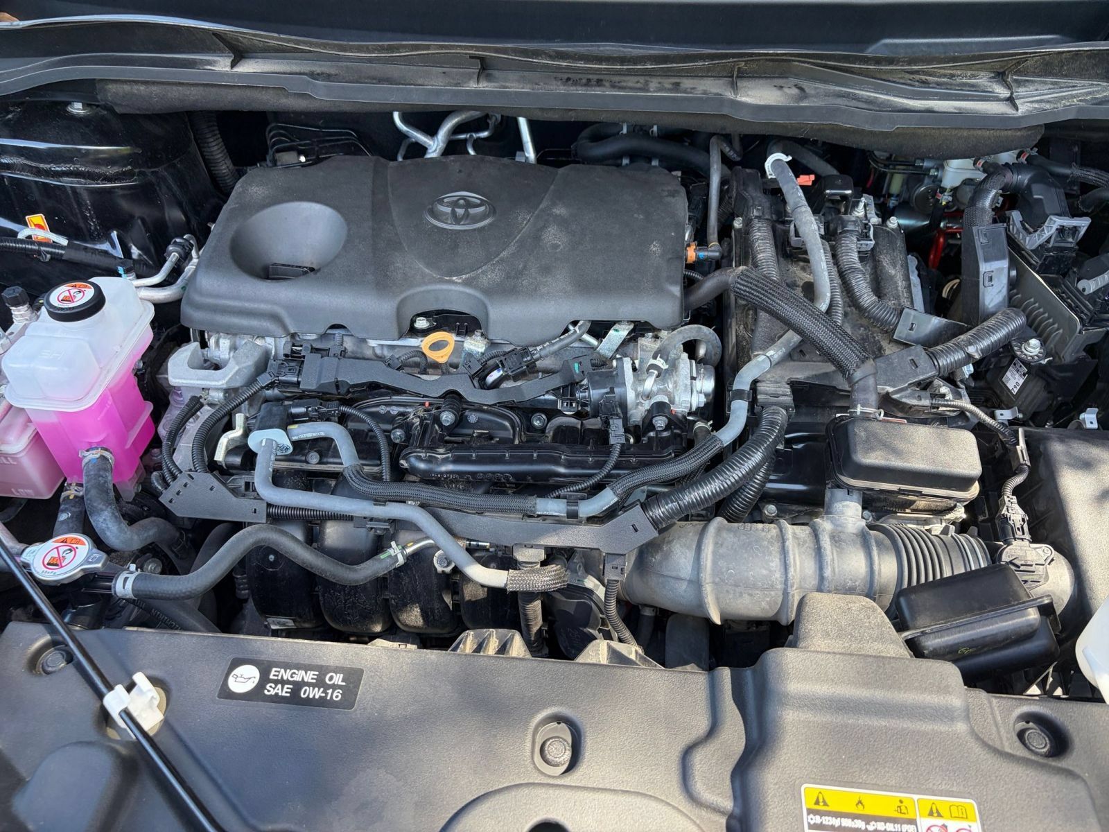 Used 2025 Toyota Sienna XLE FWD image 34