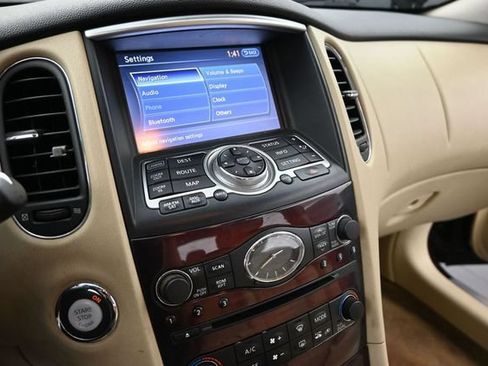 Used 2017 INFINITI QX50 AWD w/ Technology Package image 33
