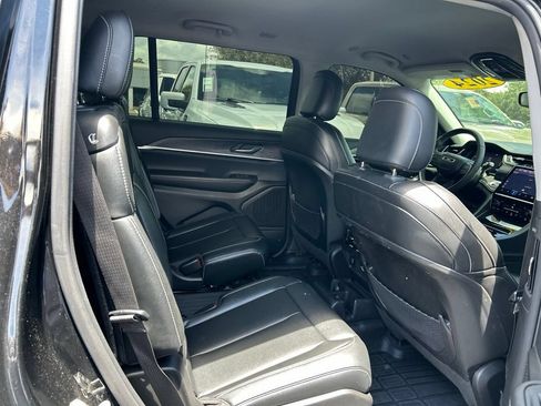 Used 2024 Jeep Grand Cherokee L Limited w/ Black Appearance Package RWD image 44