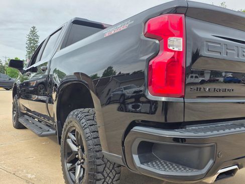 Used 2020 Chevrolet Silverado 1500 LT Trail Boss AWD/4WD image 19