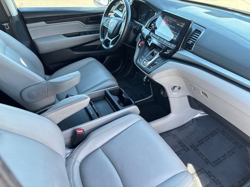Used 2024 Honda Odyssey EX-L image 11