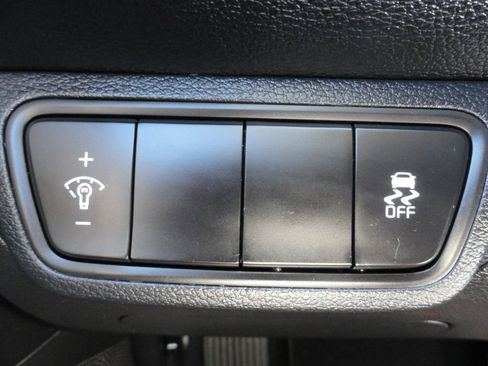 Used 2024 Kia Forte LXS image 22