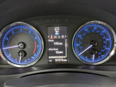 Used 2018 Toyota Corolla SE FWD image 26