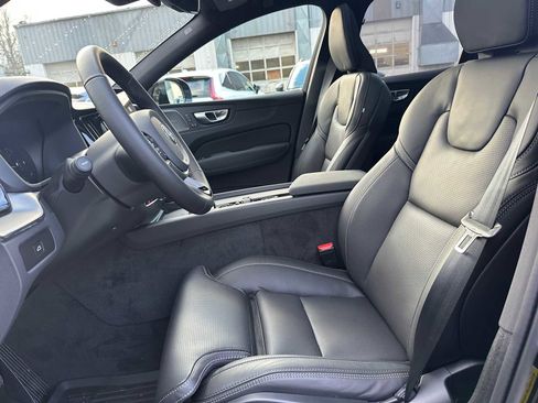New 2026 Volvo XC60 B5 Ultra w/ Climate Package image 19