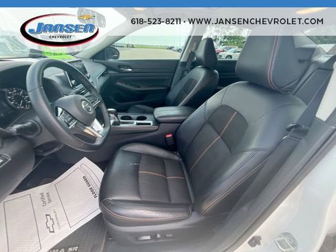 Used 2019 Nissan Altima 2.5 SR w/ SR Premium Package FWD image 19