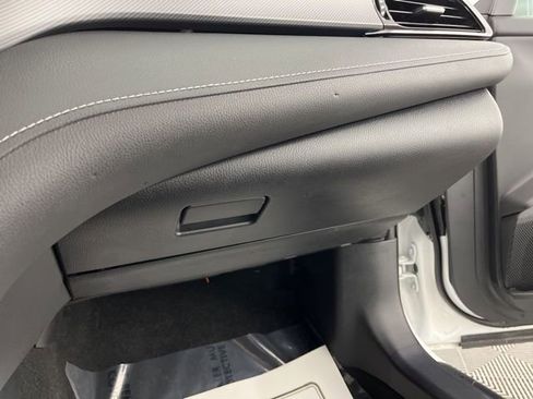 Used 2023 Toyota Camry SE image 40