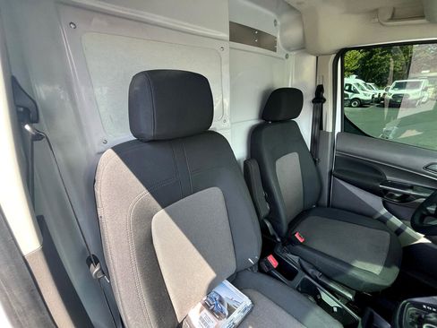 Used 2022 Ford Transit Connect XL image 34
