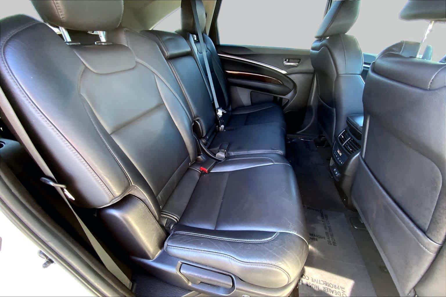 Used 2020 Acura MDX SH-AWD image 19