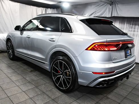Used 2023 Audi Q8 Premium Plus AWD/4WD image 4