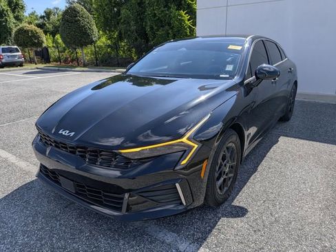 Used 2025 Kia K5 LXS FWD image 2