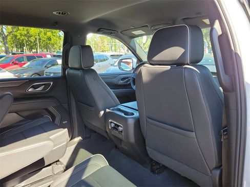 Certified 2023 GMC Yukon XL SLT image 45