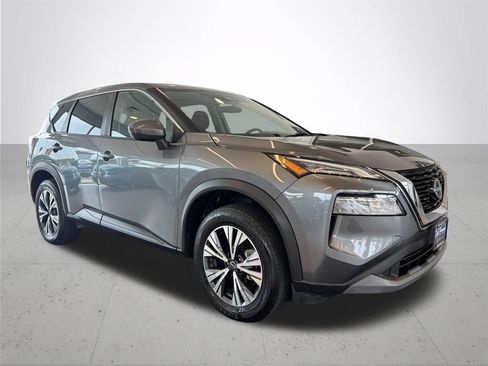 Used 2022 Nissan Rogue SV AWD/4WD image 5
