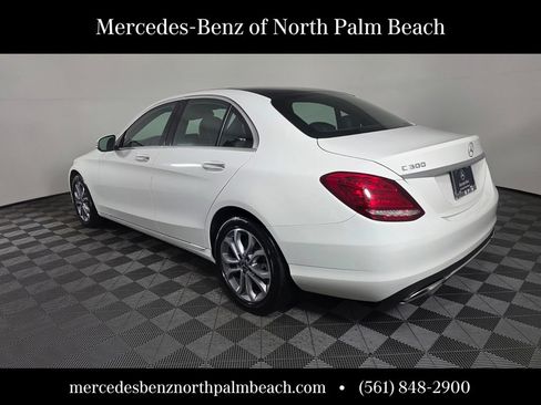 Certified 2018 Mercedes-Benz C 300 4MATIC Sedan image 4