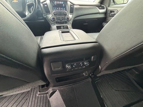 Used 2018 Chevrolet Tahoe LT AWD/4WD image 19