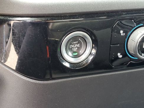 Used 2023 Chevrolet Silverado 1500 RST w/ Z71 Off-Road Package AWD/4WD image 17