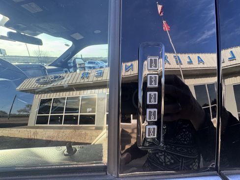 Used 2024 Ford F350 King Ranch image 10