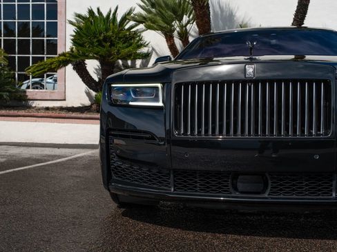 Used 2022 Rolls-Royce Ghost Black Badge image 13