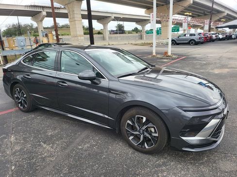 Used 2025 Hyundai Sonata SEL image 13