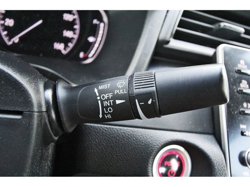 Used 2020 Honda Insight EX image 18