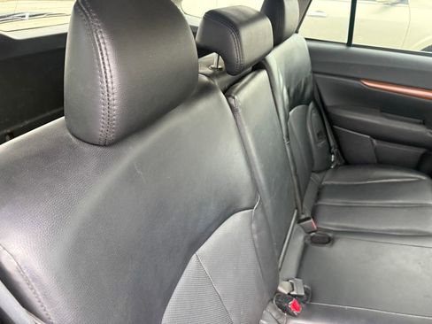 Used 2013 Subaru Outback 2.5i Limited image 23