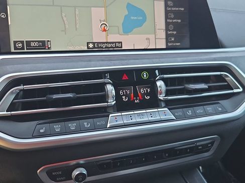 Used 2022 BMW X5 xDrive40i w/ Premium Package AWD/4WD image 18