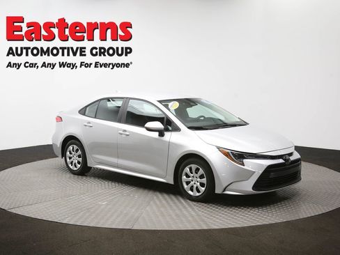 Used 2024 Toyota Corolla LE image 47