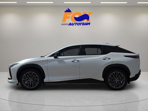 New 2026 Lexus RZ 450e AWD image 2