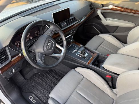 Used 2018 Audi Q5 2.0T Premium Plus w/ Premium Plus Package AWD/4WD image 4