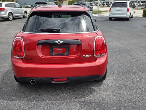 Used 2018 MINI Cooper 4-Door Hardtop FWD image 35