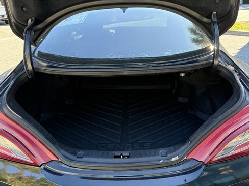Used 2014 Hyundai Genesis 2.0T Premium image 32