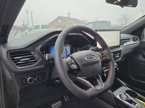 Used 2023 Ford Escape ST-Line w/ Tech Pack #1 AWD/4WD image 21