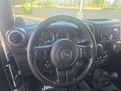Used 2013 Jeep Wrangler Sport AWD/4WD image 12