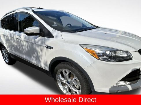 Used 2015 Ford Escape Titanium w/ Equipment Group 301A AWD/4WD image 36